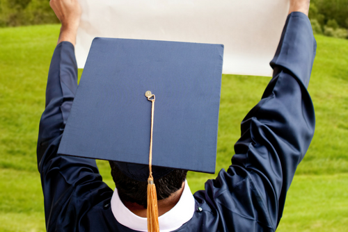 Alumni Relations: 6 of the Best Alumni Email Engagement Ideas